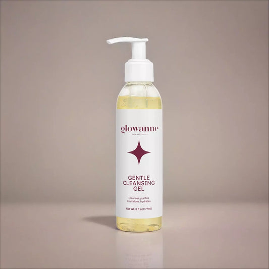 Alcohol-free toner that refines texture and prepares skin for treatment.